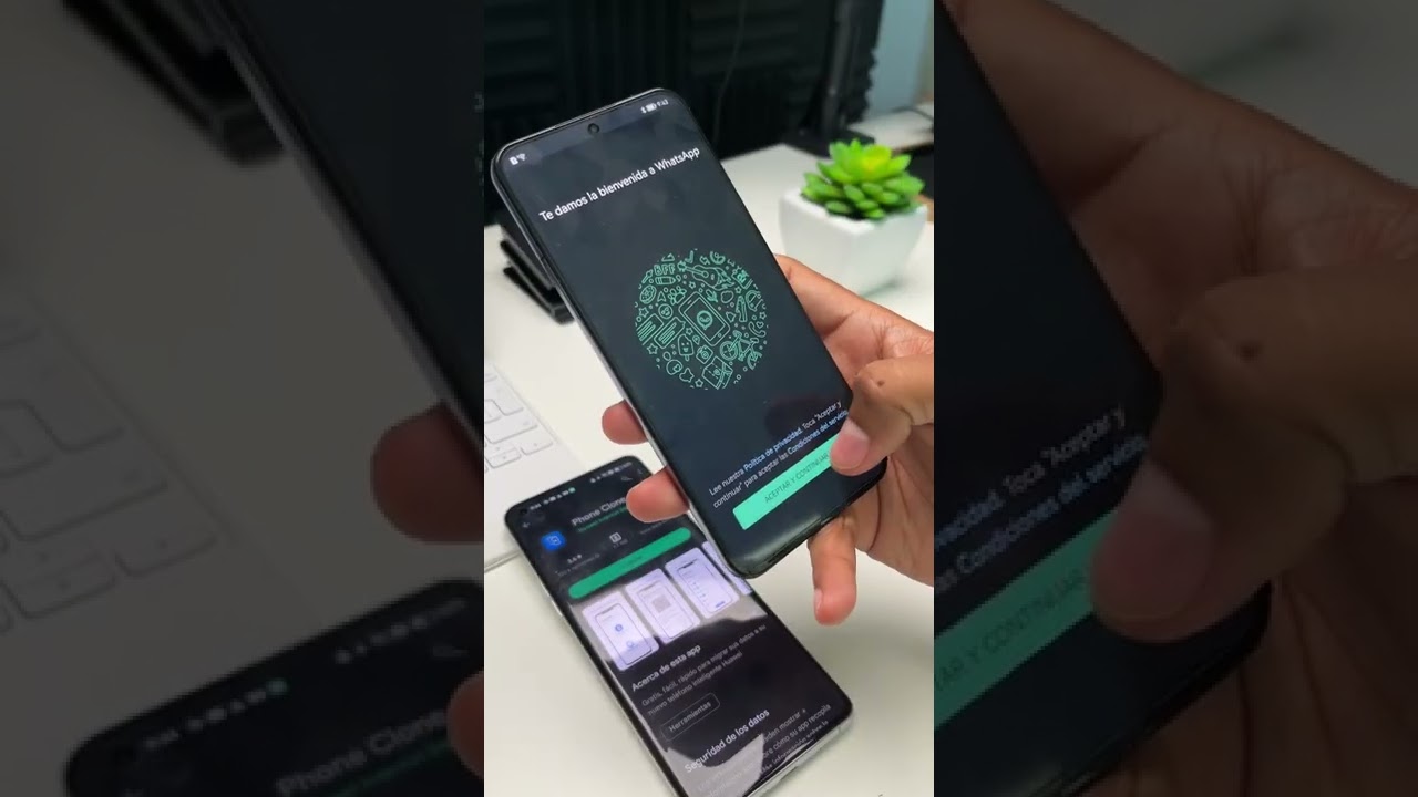 Instala Whatsapp en tu teléfono Huawei SÚPER fácil 🤩 #shorts #CarlosVassan #Huawei