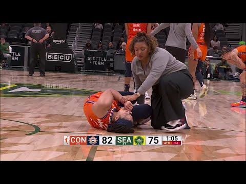 😢 Brionna Jones In TEARS After Tearing Achilles, Helped Off Court With A Minute Left In Game