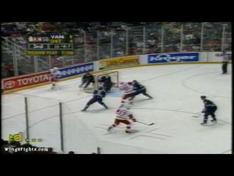 Red Wings score 7 goals in 3rd Period