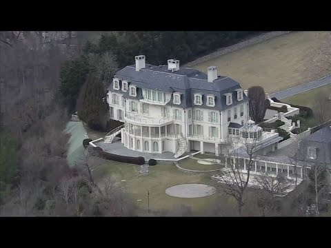 Dan and Tanya Snyder donate their home to ACS